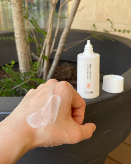 薬用RJ UVプラス/アピセラピーコスメティクス/美容液を使ったクチコミ(4枚目)