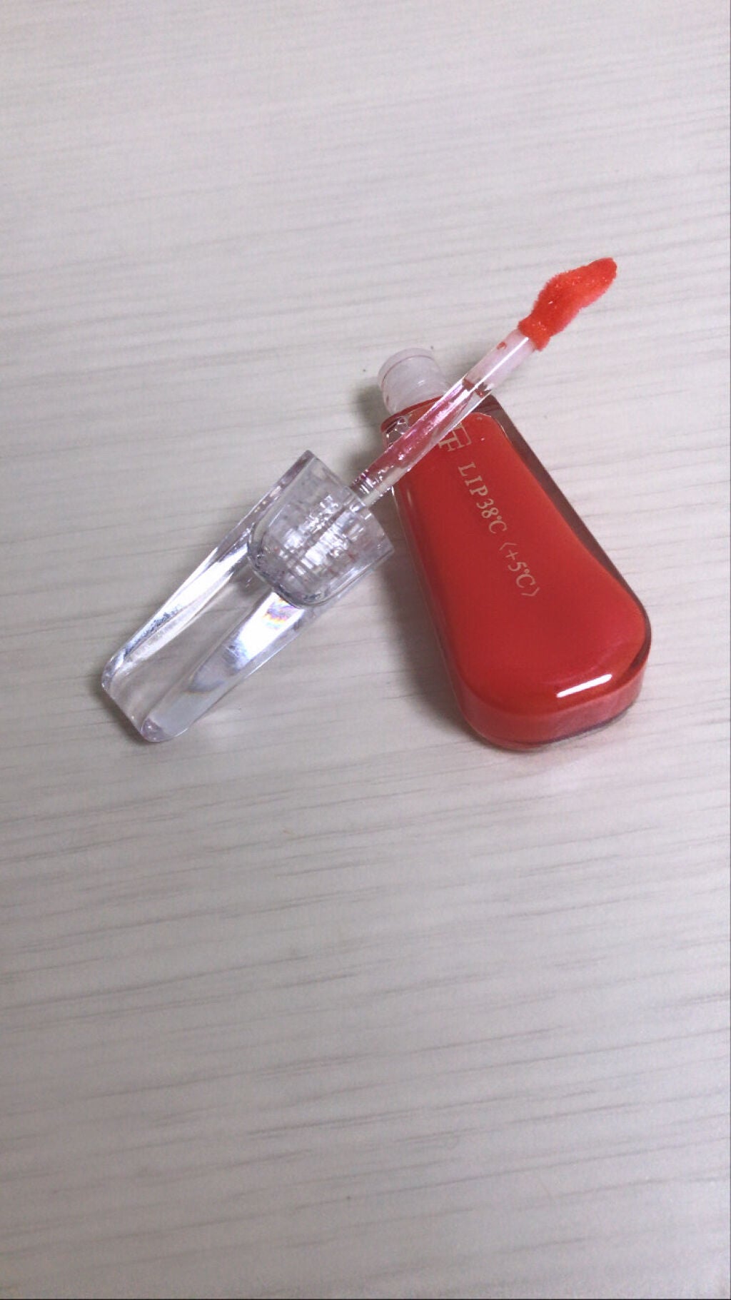 38°C / 99°F リップトリートメント (リップ美容液)/UZU BY FLOWFUSHI/リップケアを使ったクチコミ(3枚目)