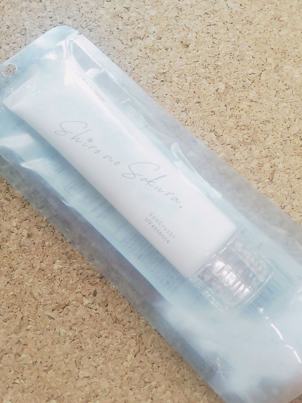 Sun Crush！UV essence 〜向日葵〜/Shiro no Sakura./日焼け止めクリームを使ったクチコミ（1枚目）