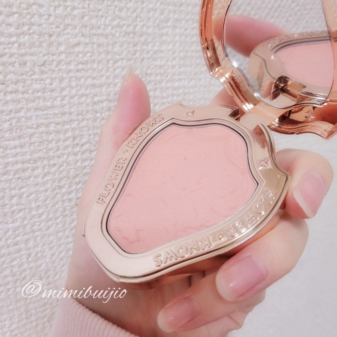 クリスタルユニコーンシリーズ チークブラッシュ/FlowerKnows/パウダーチークを使ったクチコミ(3枚目)