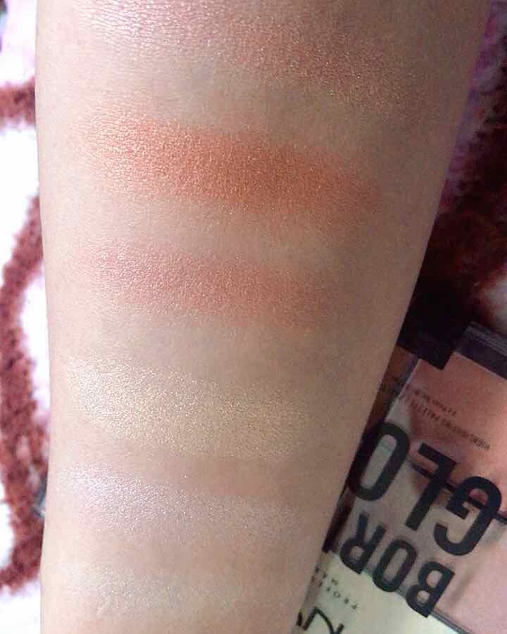 ボーントゥーグロー ハイライトパレット/NYX Professional Makeup/パウダーハイライトを使ったクチコミ（2枚目）