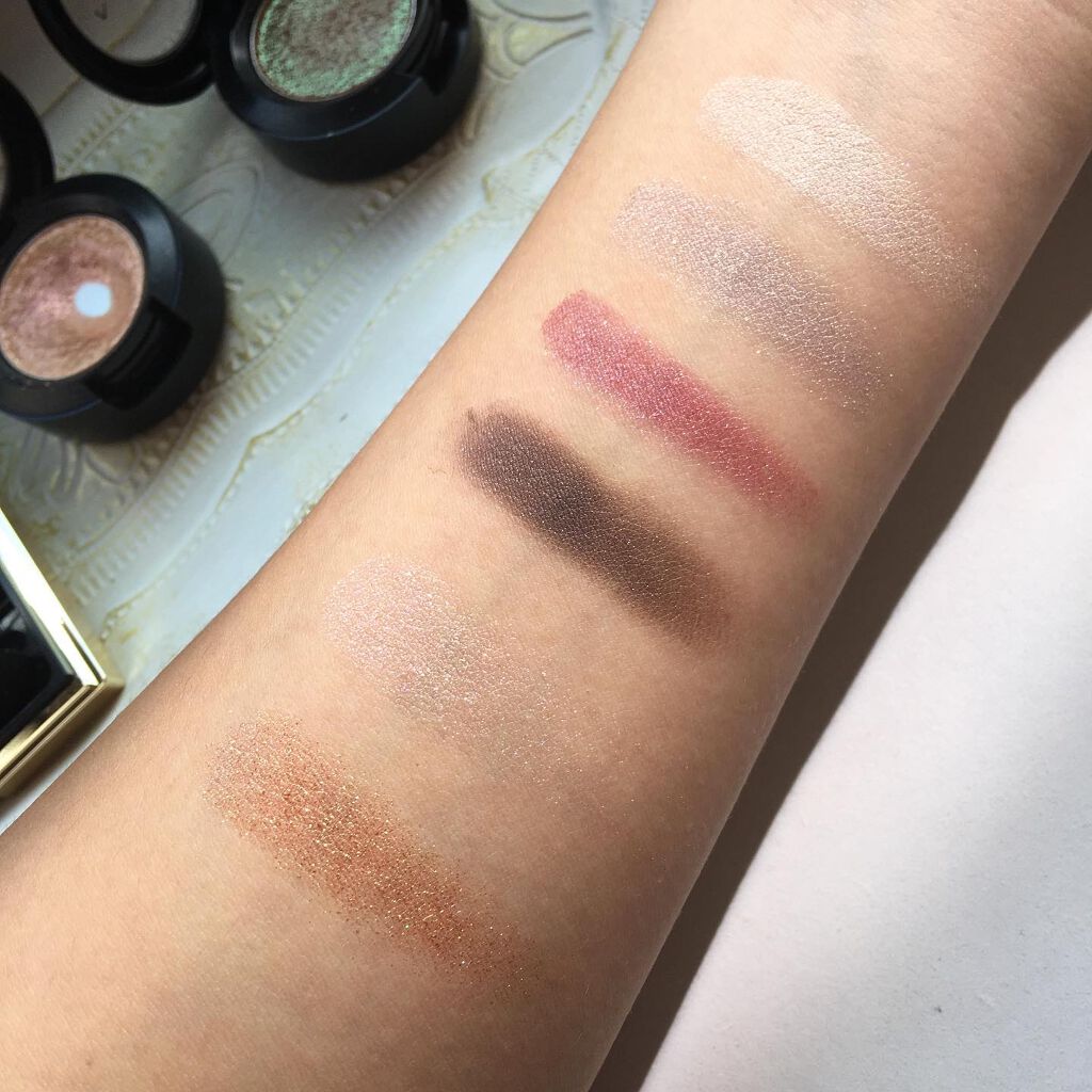 ダズルシャドウ/M・A・C/単色アイシャドウを使ったクチコミ（3枚目）