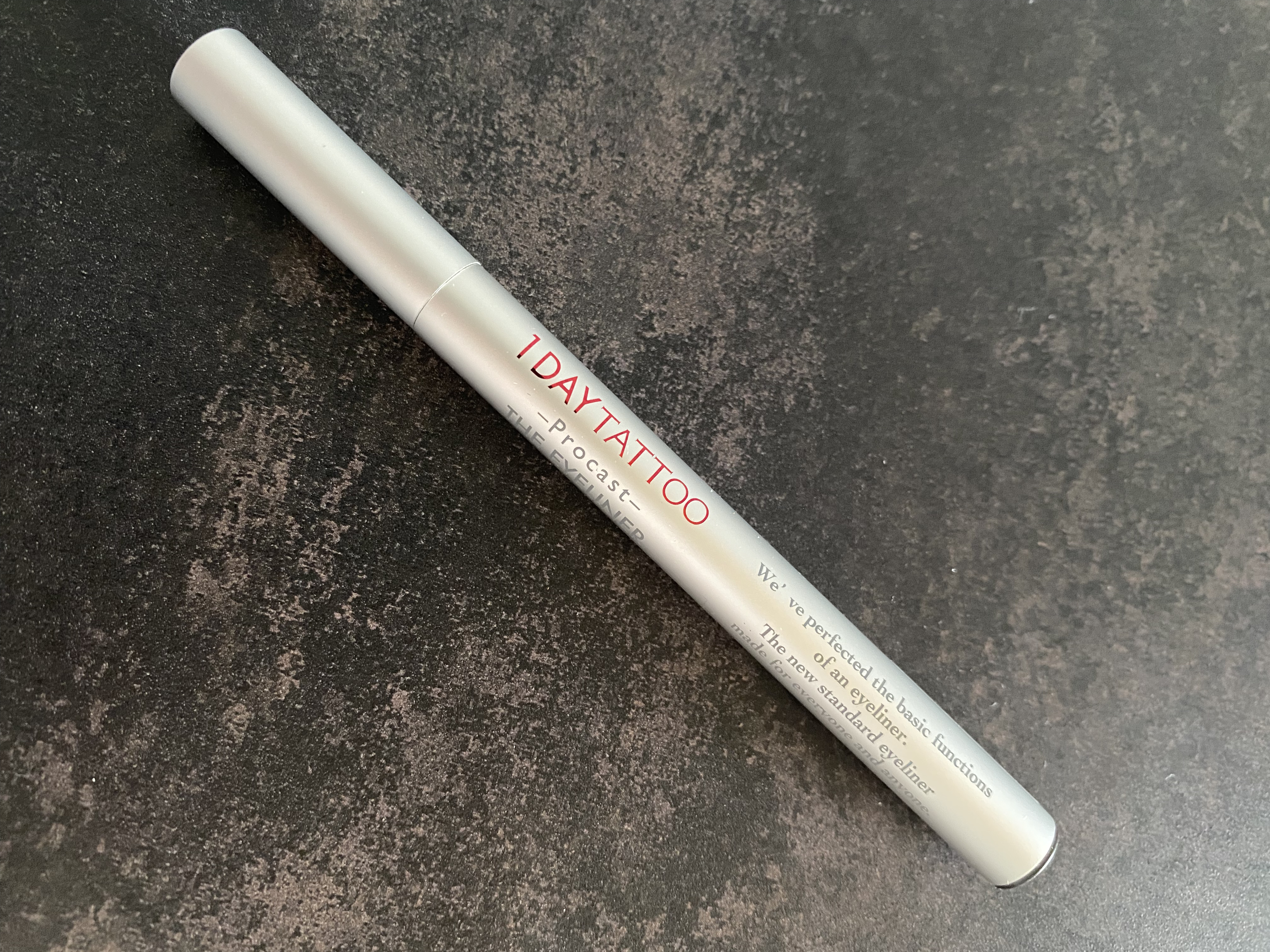 大好きなkパレット🥰ブラウンも買ってみた👌🏻
安定の描きやすさです✨

K-パレット　1DAY TATTOO プロキャスト ザ・アイライナー