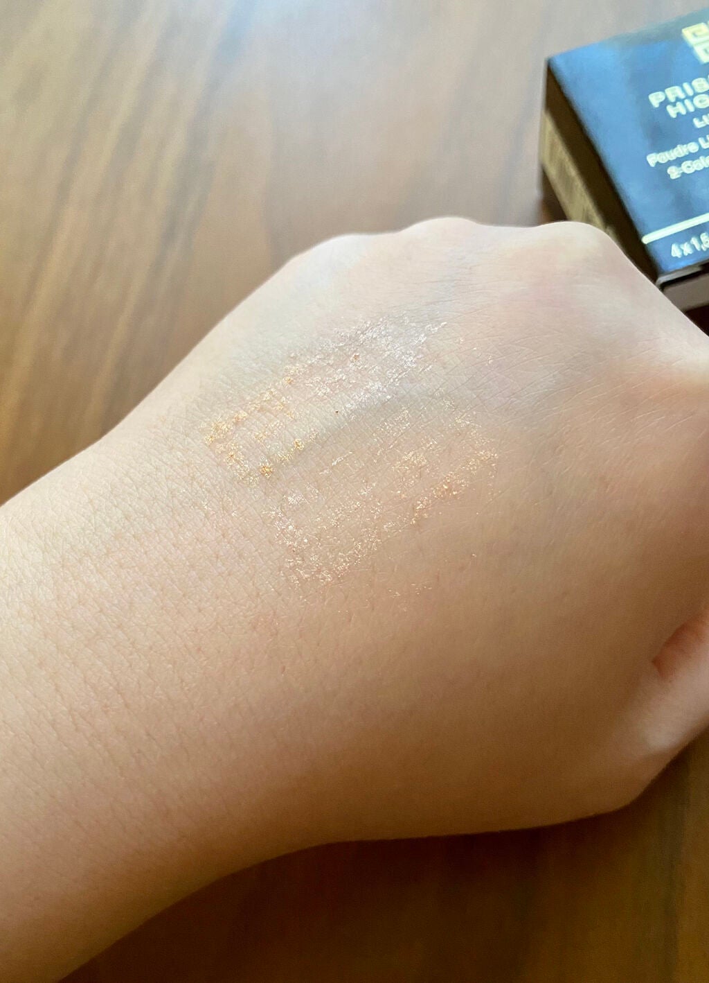 プリズム・リーブル・ハイライター/GIVENCHY/パウダーハイライトを使ったクチコミ(6枚目)