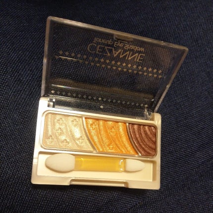 トーンアップアイシャドウ/CEZANNE/アイシャドウパレットを使ったクチコミ(2枚目)