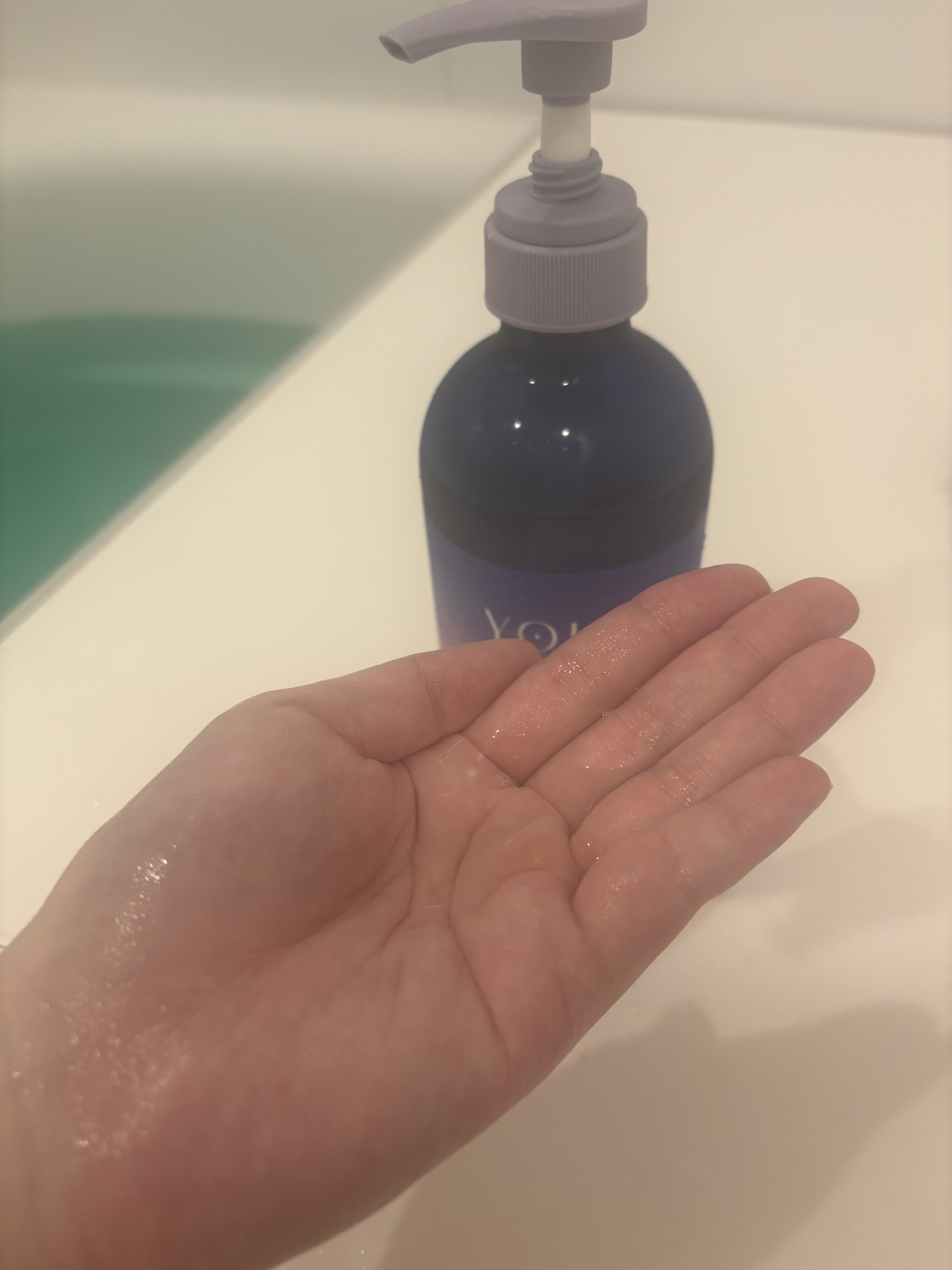 カームナイトケアボディソープ/YOLU/ボディソープを使ったクチコミ（2枚目）