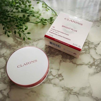 ブライトプラス ブライトニング クッションファンデーション/CLARINS/クッションファンデーションを使ったクチコミ(1枚目)