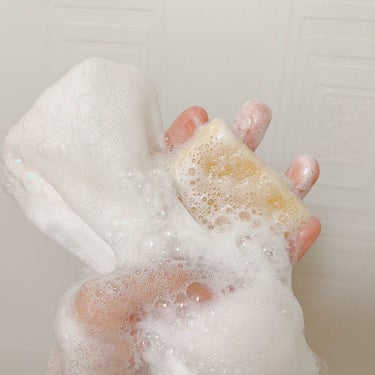 手作り洗顔石鹸 アンティアン クイーン オブ ソープ 「ラベンダーハニー」/アンティアン/洗顔石鹸を使ったクチコミ（5枚目）