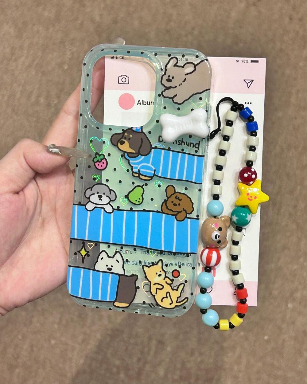 ケース大好きっ子 on LIPS 「長いダックスフンドはとてもかわいいです#iPhoneケース#購..」(2枚目)