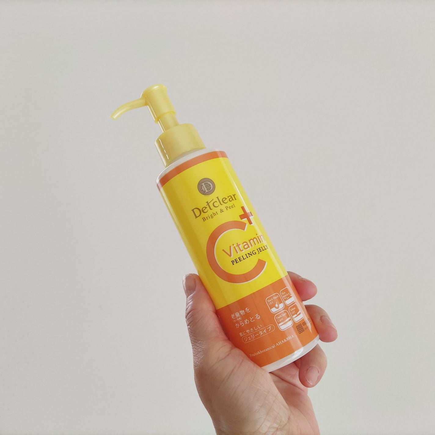 DETクリア ブライト&ピール ピーリングジェリー<ビタミンフルーツの香り>/Detclear/スクラブ・ゴマージュを使ったクチコミ(2枚目)