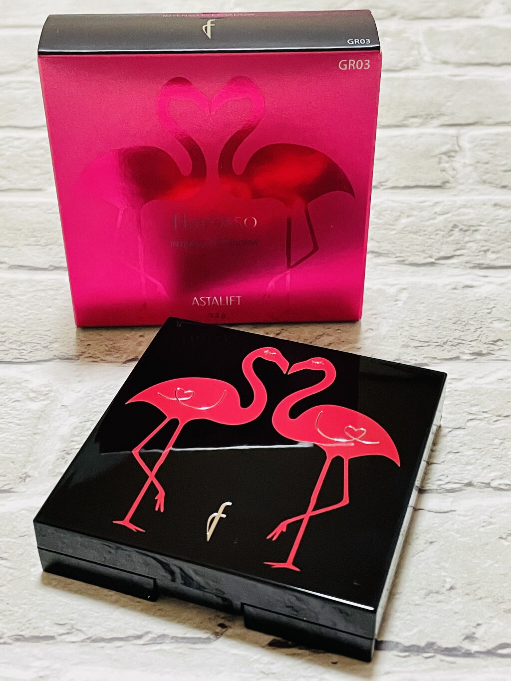 フラロッソ インテンソ アイシャドウ GR03/アスタリフト/アイシャドウパレットを使ったクチコミ（1枚目）