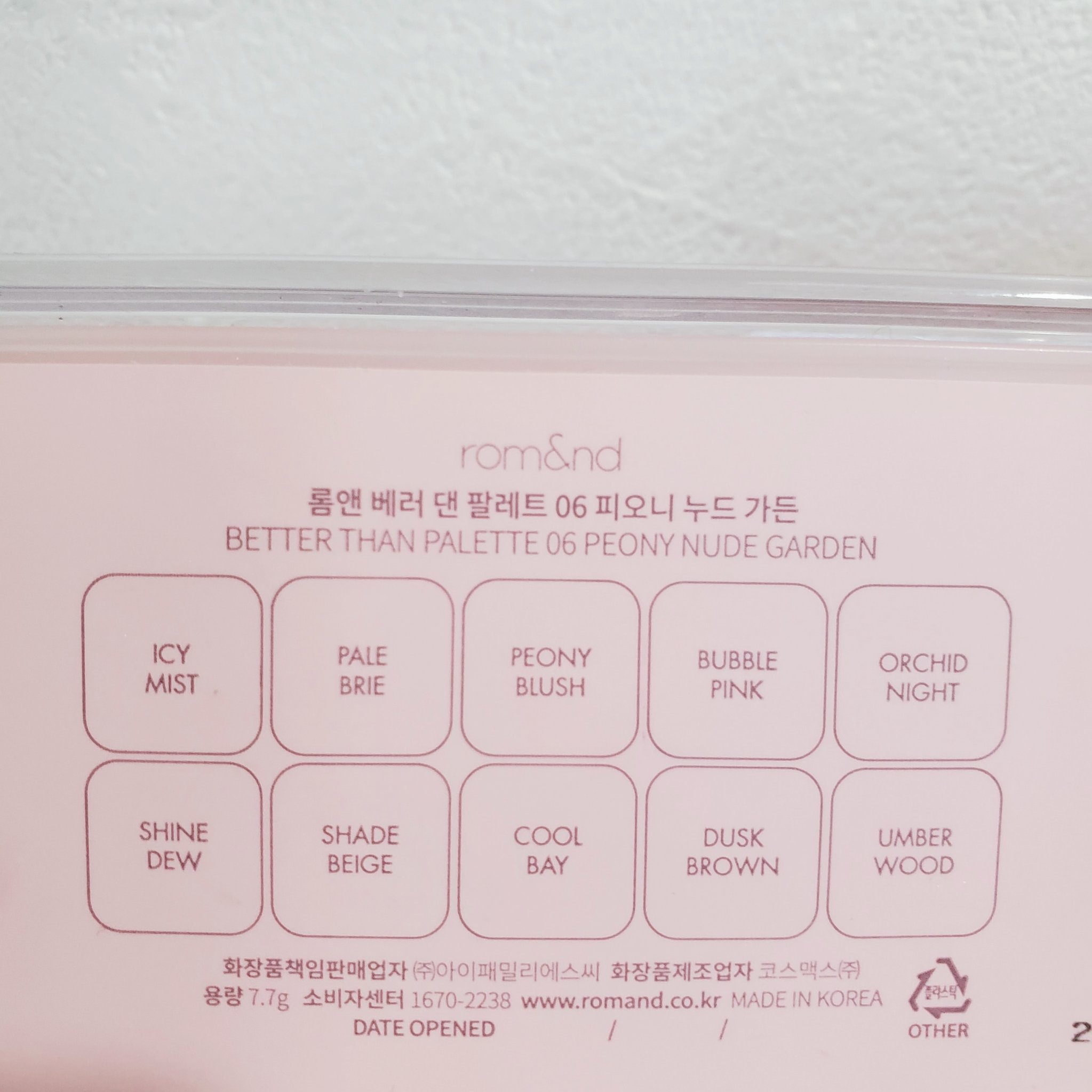 ベターザンパレット 06 ピオニーヌードガーデン(PEONY NUDE GARDEN)/rom&nd/アイシャドウパレットを使ったクチコミ（3枚目）