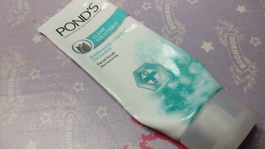 POND'S　クリアソリューションズ　100円(税別)

これは顔に使えません。(つд；*)
スクラブ入りで、優秀かも？！と思いましたが、あまりにも乾燥するので無理です。

ボディソープとして使いきりま