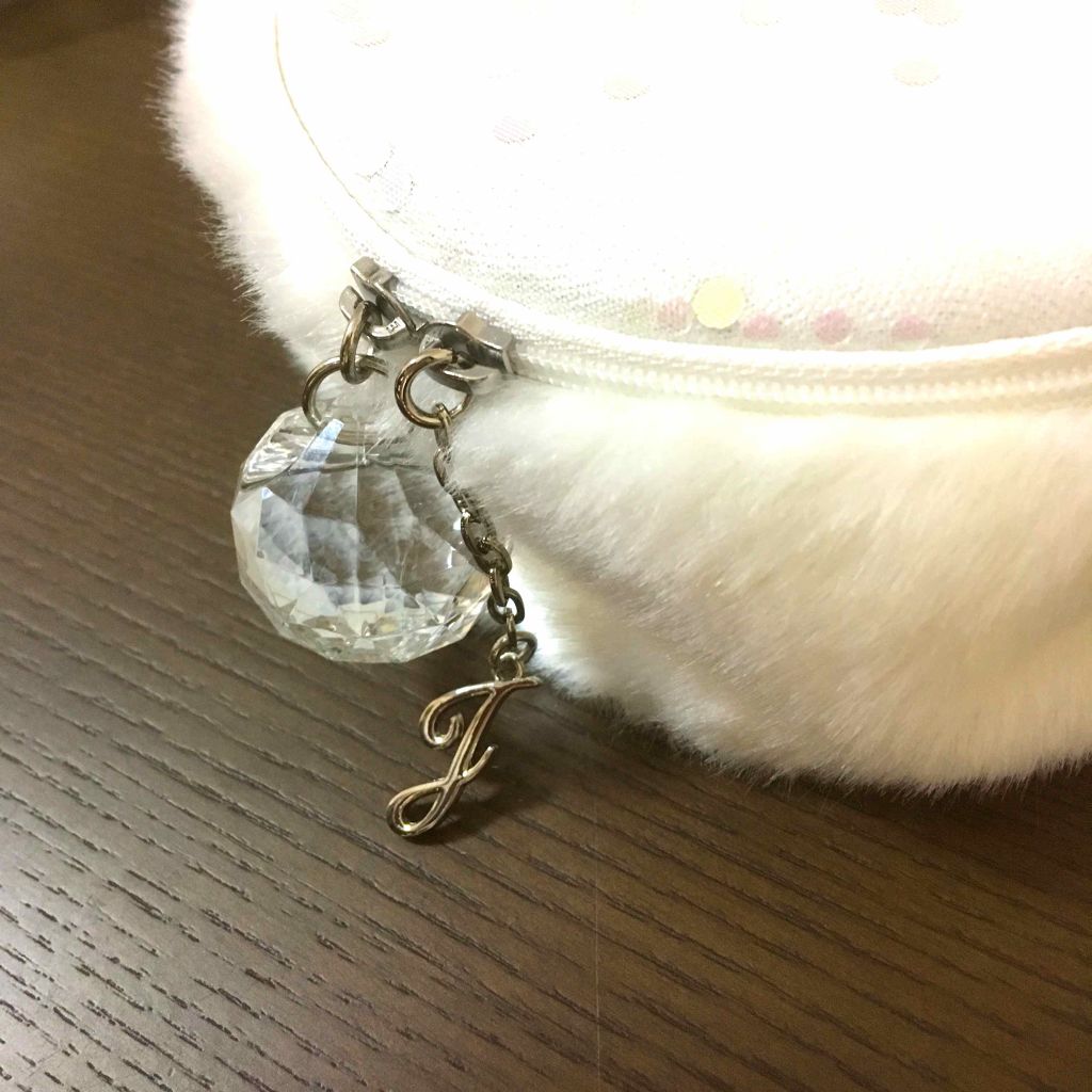 ホワイトラブストーリー コレクション (クリスマスコフレ 2018)/JILL STUART/メイクアップキットを使ったクチコミ（2枚目）