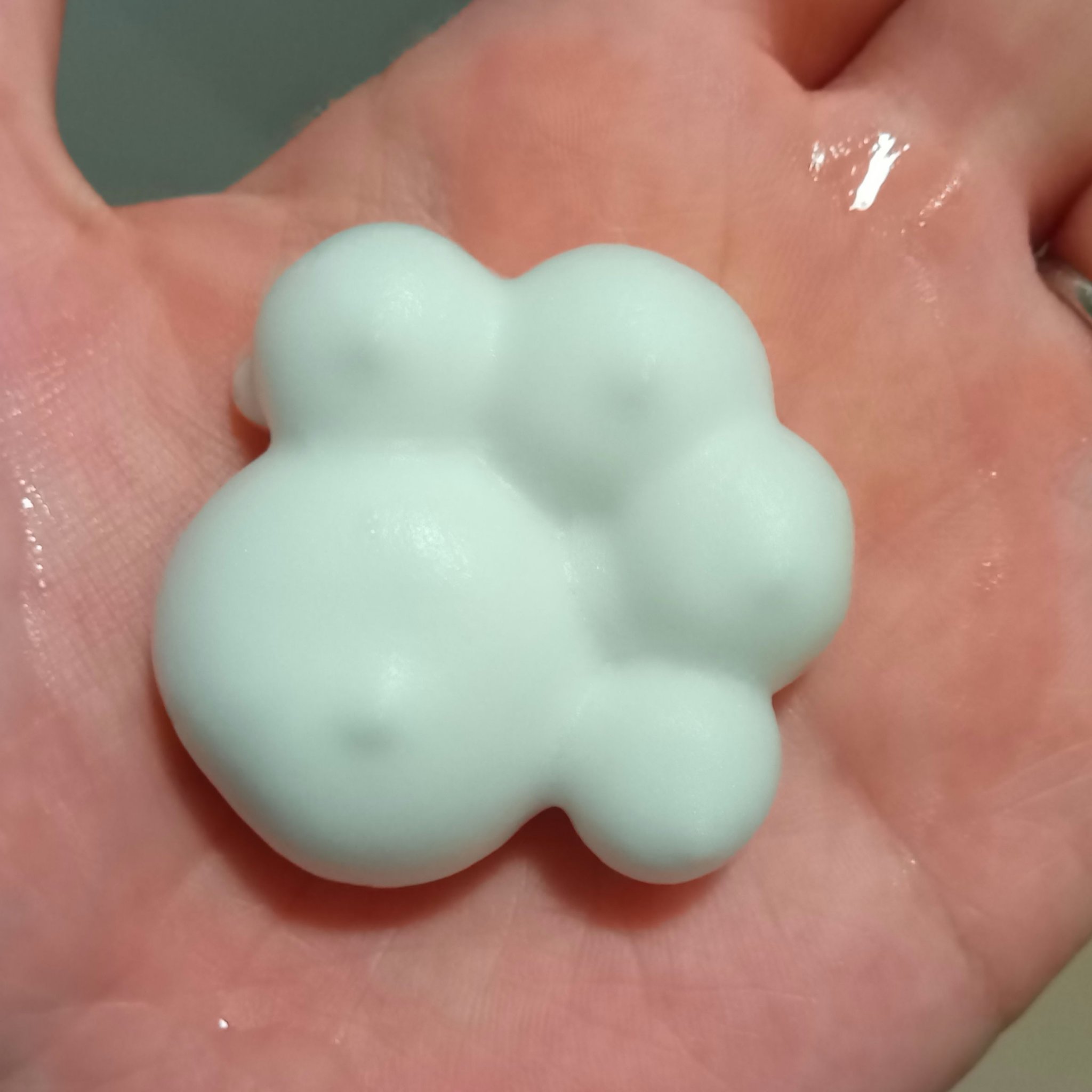 ビオレu 泡スタンプハンドソープ【医薬部外品】/ビオレu/ハンドソープを使ったクチコミ（2枚目）