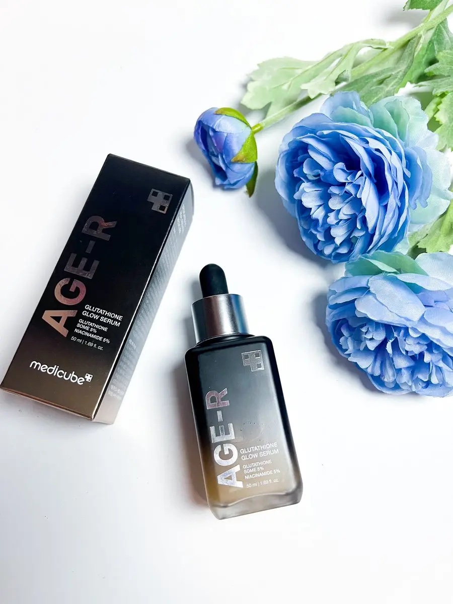 メディキューブ
グルタチオングロウアンプル


塗る白玉注射として話題の美容液🤍
洗顔後すぐ使ってるお気に入りの1本🐥🩷
今のスキンケアにプラスして取り入れやすいし、保湿力の底上げにも、これからの季節に特におすすめ❄️



メガ割で