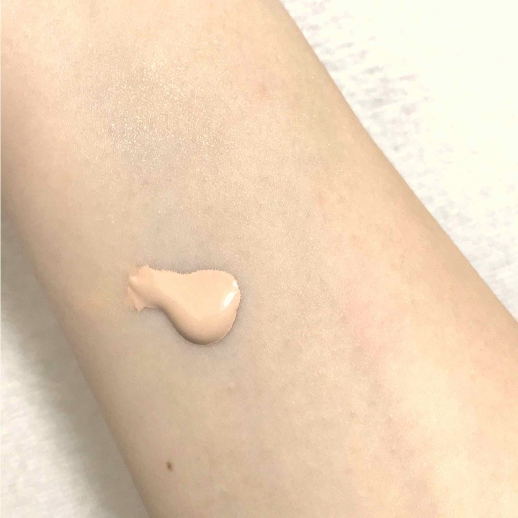 リクイド ファンデーション/レ・メルヴェイユーズ ラデュレ/リキッドファンデーションを使ったクチコミ（2枚目）