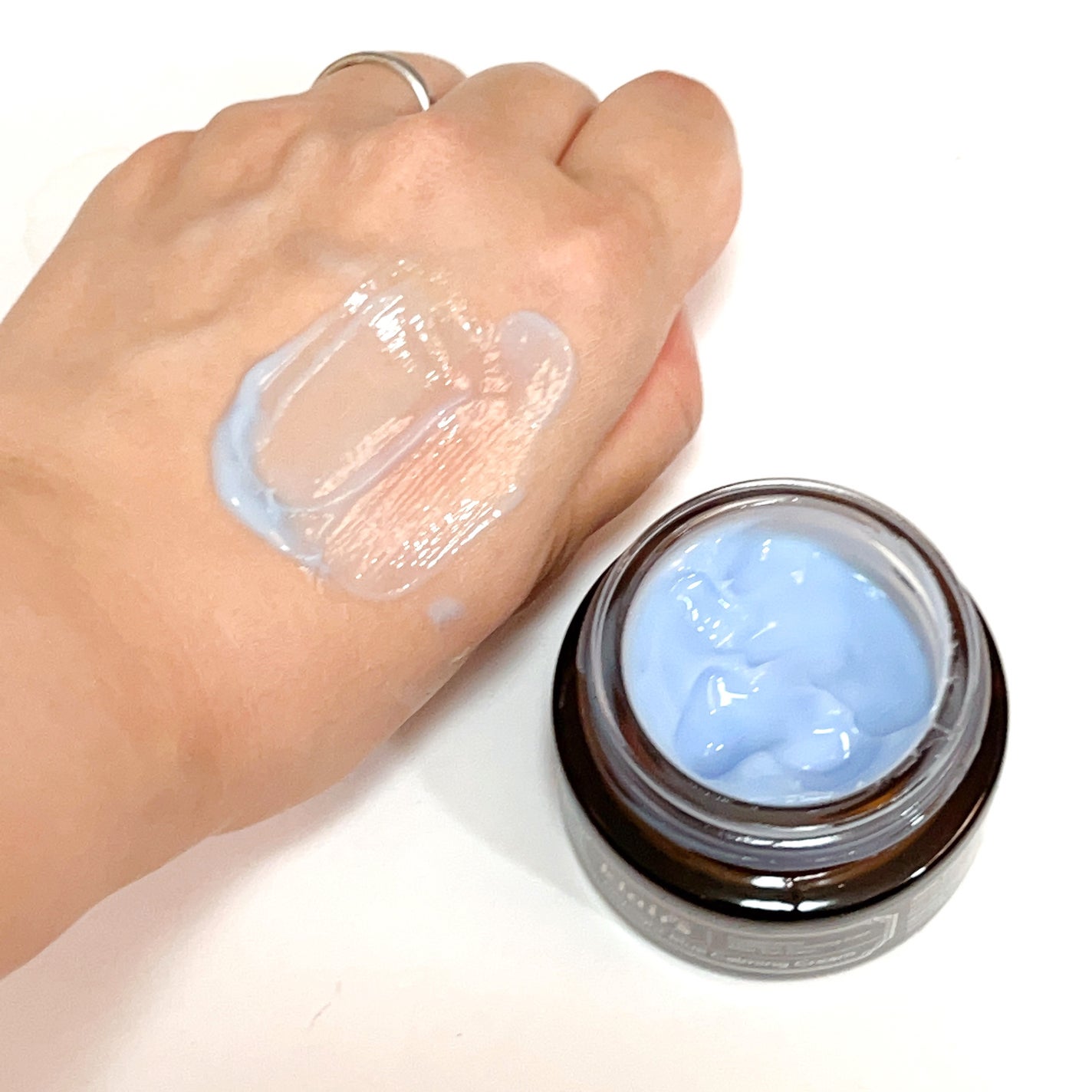 ミッドナイトブルーカーミングクリーム/Klairs/フェイスクリームを使ったクチコミ(2枚目)