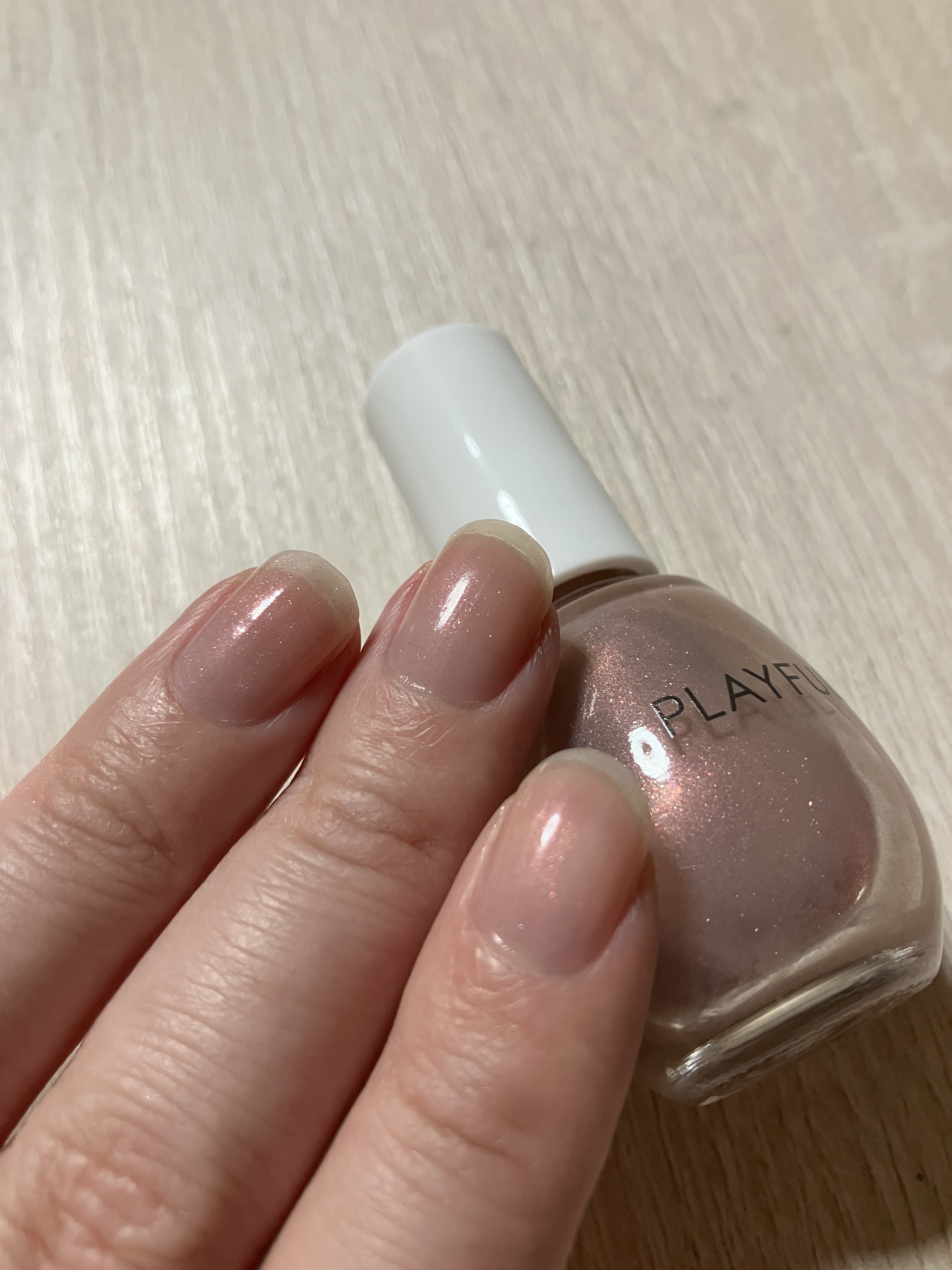 プレイフル プリズムモイストコート/PLAYFUL/オールインワンネイルを使ったクチコミ（1枚目）