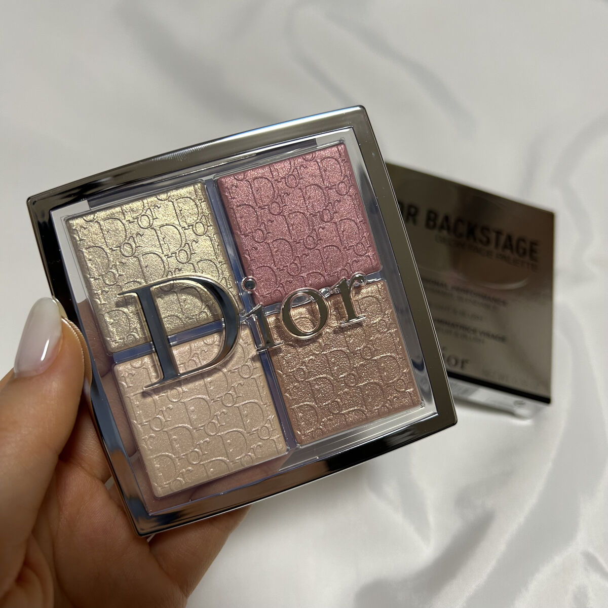 ディオール バックステージ フェイス グロウ パレット/Dior/ハイライトを使ったクチコミ（1枚目）