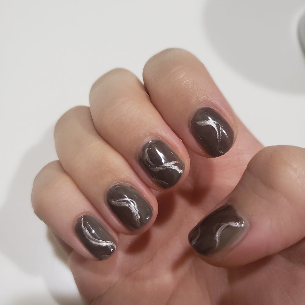 ネイルホリック/ネイルホリック/マニキュアを使ったクチコミ(3枚目)