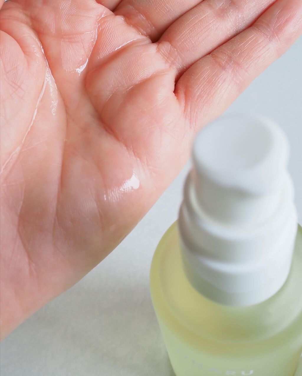 スタイリングオイル<タイト＆ウェット>/COHARU/ヘアオイルを使ったクチコミ（3枚目）