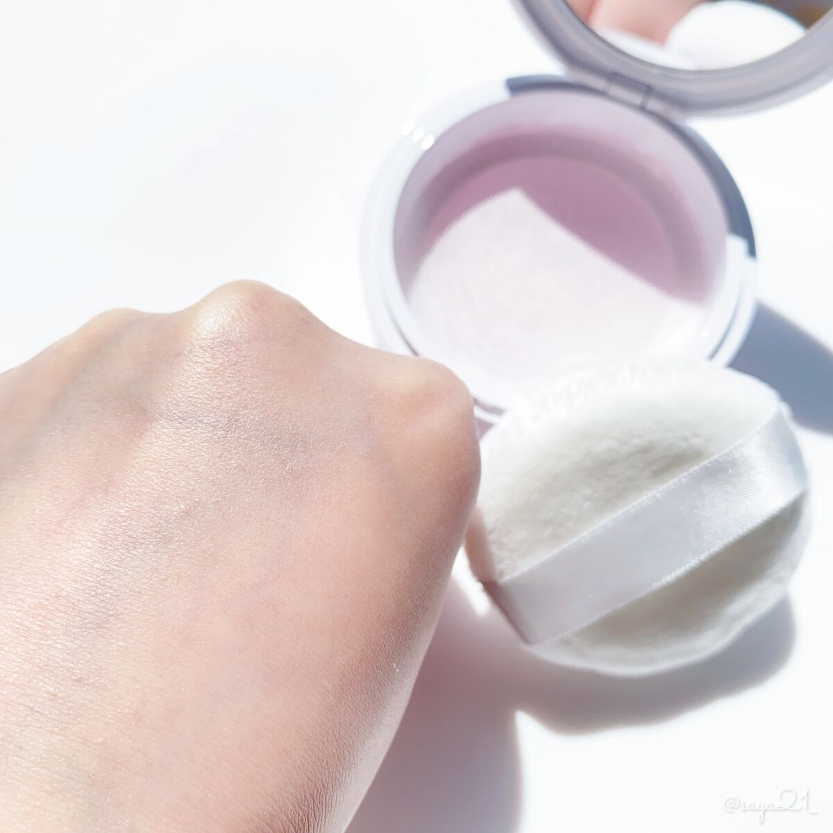 ポアレスフィクサー/プリマヴィスタ/ルースパウダーを使ったクチコミ（3枚目）