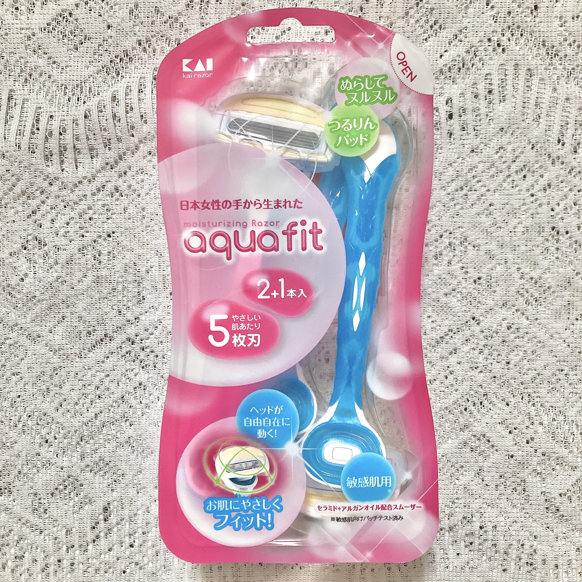 貝印 日本女性の手から生まれたアクアフィット５枚刃３本 まとめ買いがお得110個 貝印 日本女性の手から生まれたアクアフィット５枚刃３本 まとめ買いが