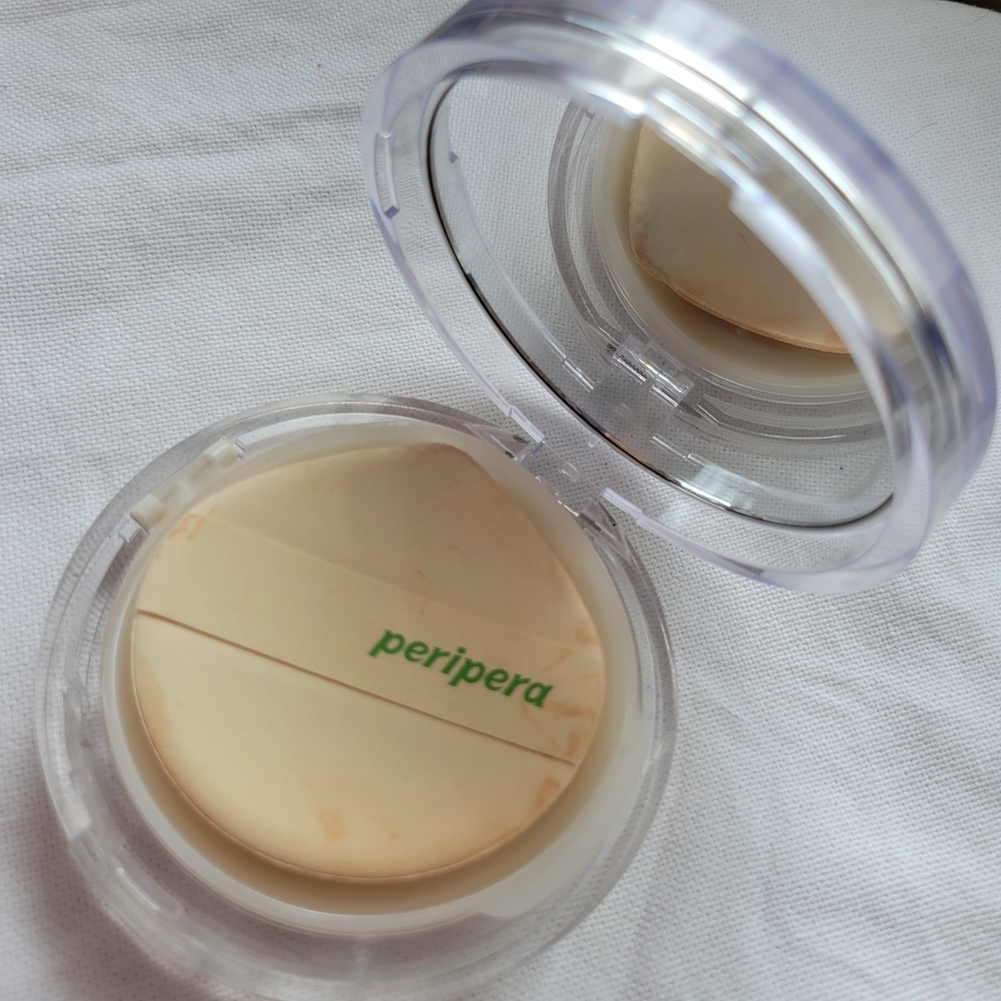 ムードヴィーガングロークッション/PERIPERA/クッションファンデーションを使ったクチコミ（2枚目）