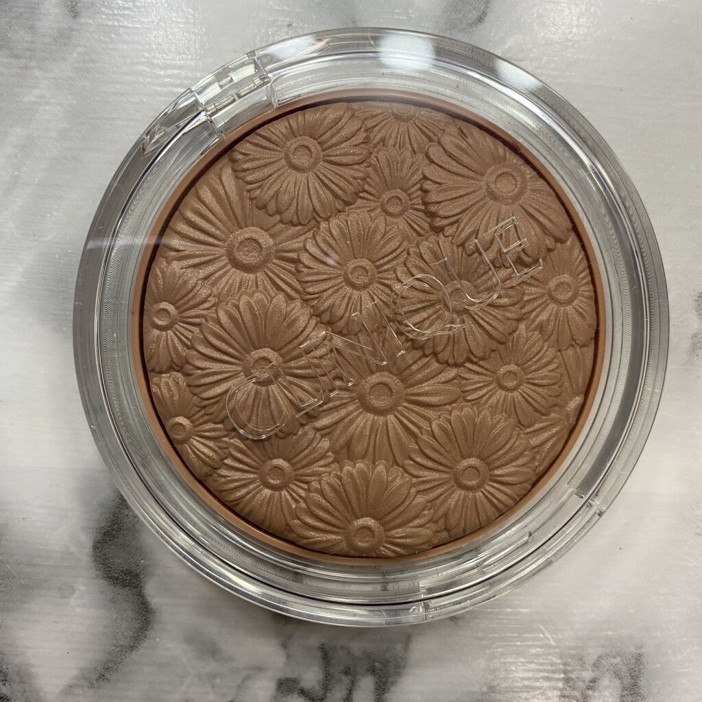 CLINIQUE パウダー ポップ フラワー ブロンザーのクチコミ「こんにちは！
購入してたものです🤗

｡oＯo｡.:♥:.｡oＯo｡.:♥:.｡oＯo｡.:♥.....」（3枚目）