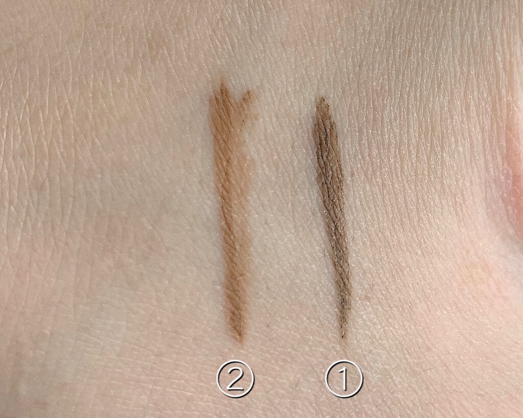 hachi on LIPS 「海外メイクでよく見かけるアイブロウジャムやアイブロウワックスが..」(5枚目)