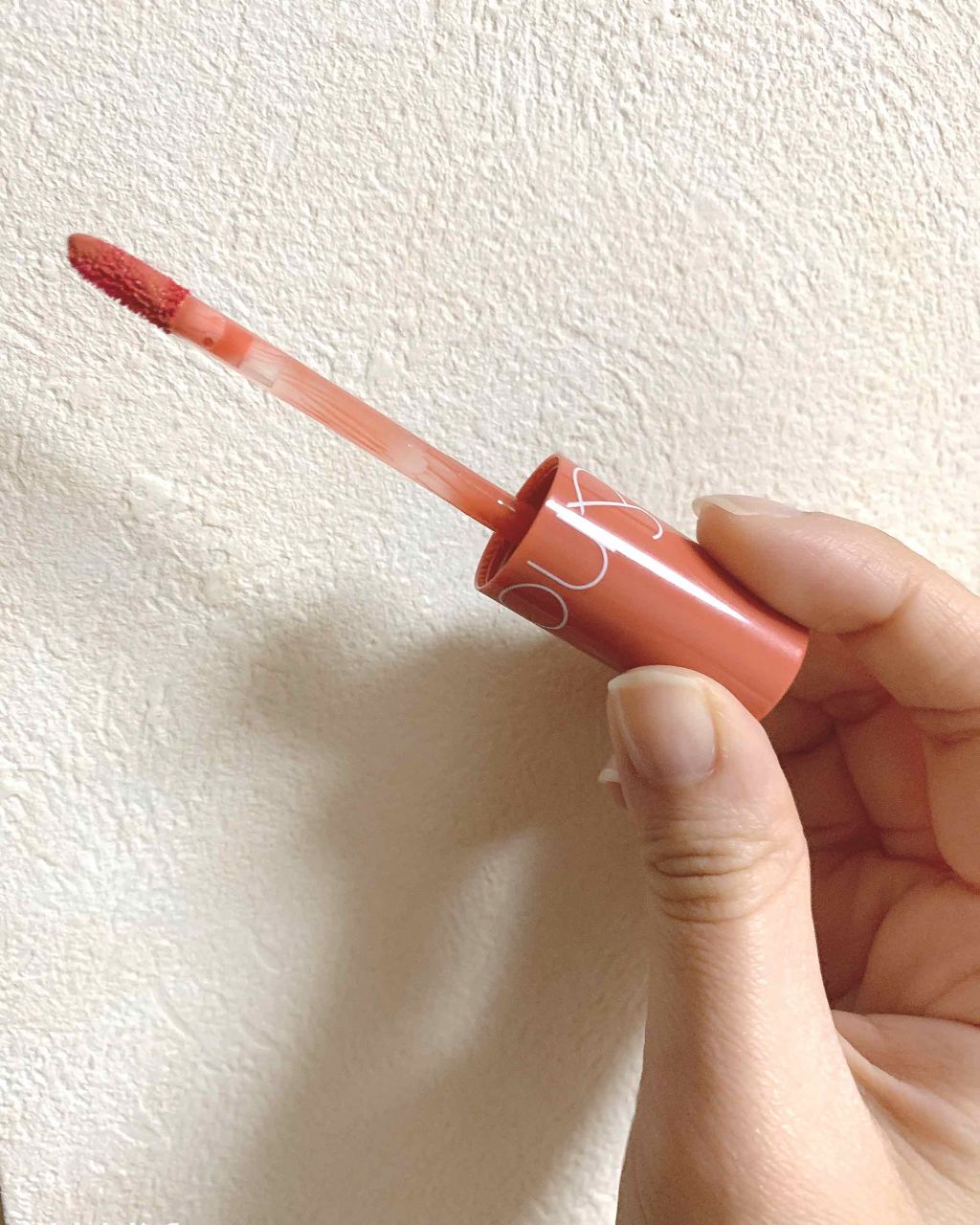 ジューシーラスティングティント/rom&nd/リップティントを使ったクチコミ(2枚目)