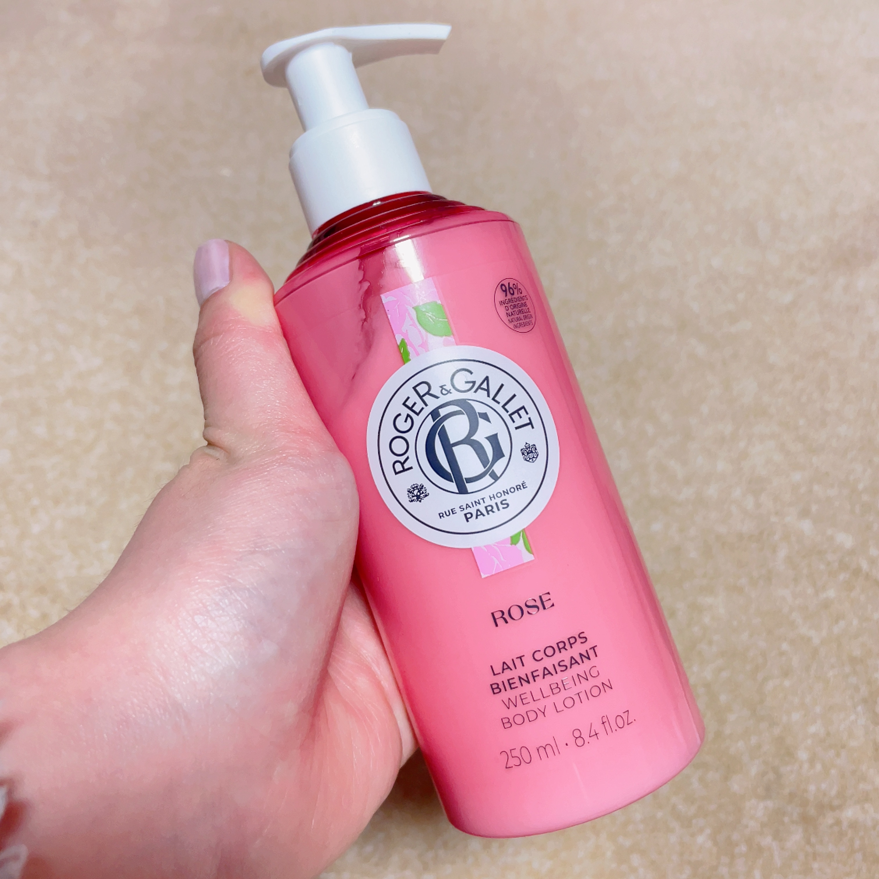 レ コール ローズ/ロジェ・ガレ/ボディローションを使ったクチコミ（2枚目）