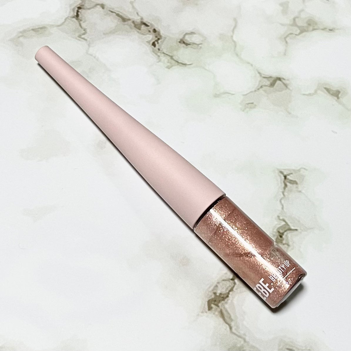 VOCE 2023年 12月号 マルチグリッター付録版/VoCE (ヴォーチェ)/雑誌を使ったクチコミ(2枚目)