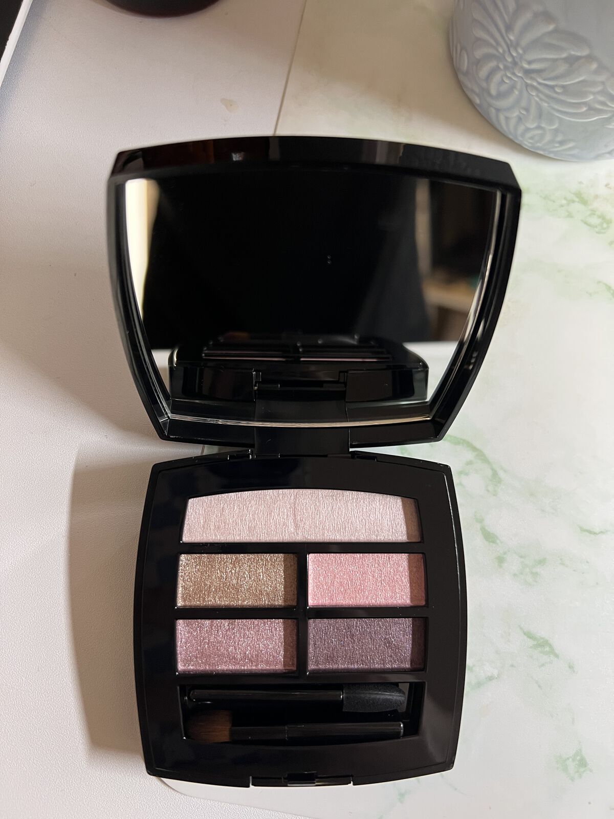 レ キャトル オンブル/CHANEL/アイシャドウパレットを使ったクチコミ（2枚目）