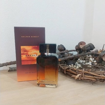 ラッドスカイ ゴールデンサンセット オードトワレ(N)/ラッドスカイ/香水(メンズ)を使ったクチコミ(5枚目)
