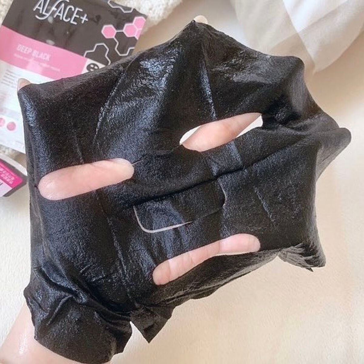 ディープブラック アクアモイスチャー シートマスク/ALFACE+/シートマスク・パックを使ったクチコミ(3枚目)