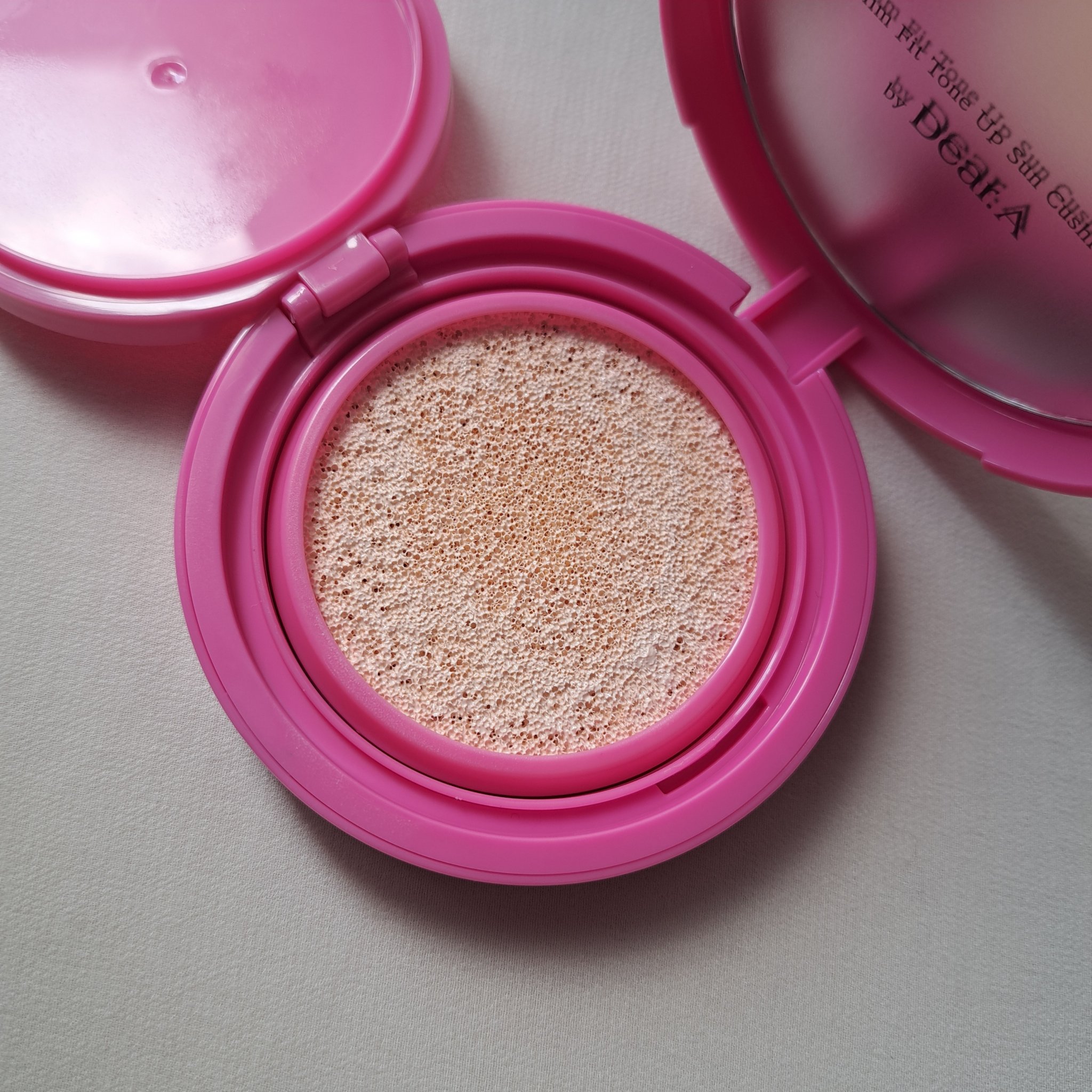 スリムフィットトーンアップサンクッション/Dear.A/日焼け止めローションを使ったクチコミ（3枚目）