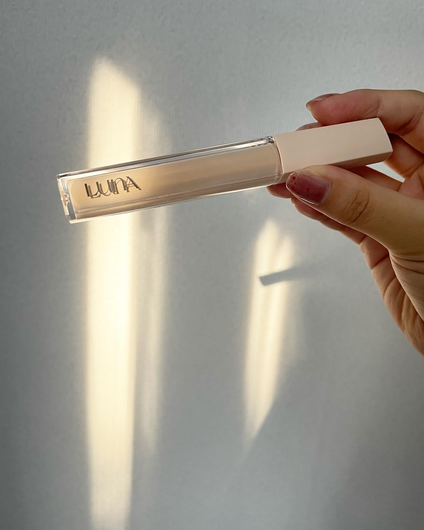 ロングラスティングチップコンシーラーフィックシングフィット/LUNA/リキッドコンシーラーを使ったクチコミ（1枚目）