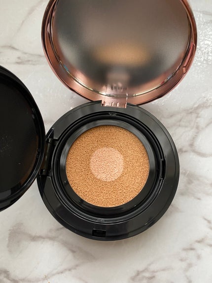 フローレス ルミエール ラディアンス パーフェクティング トーンアップ クッション/ローラ メルシエ/クッションファンデーションを使ったクチコミ(4枚目)