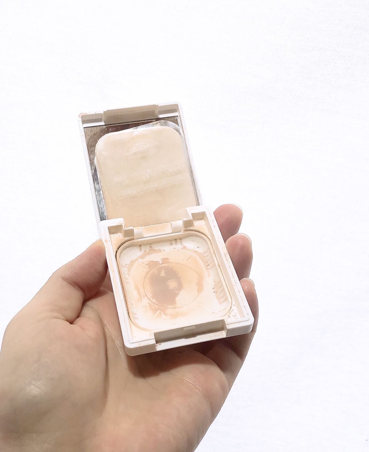 薬用フェイスプロテクトパウダー/IHADA/プレストパウダーを使ったクチコミ（2枚目）