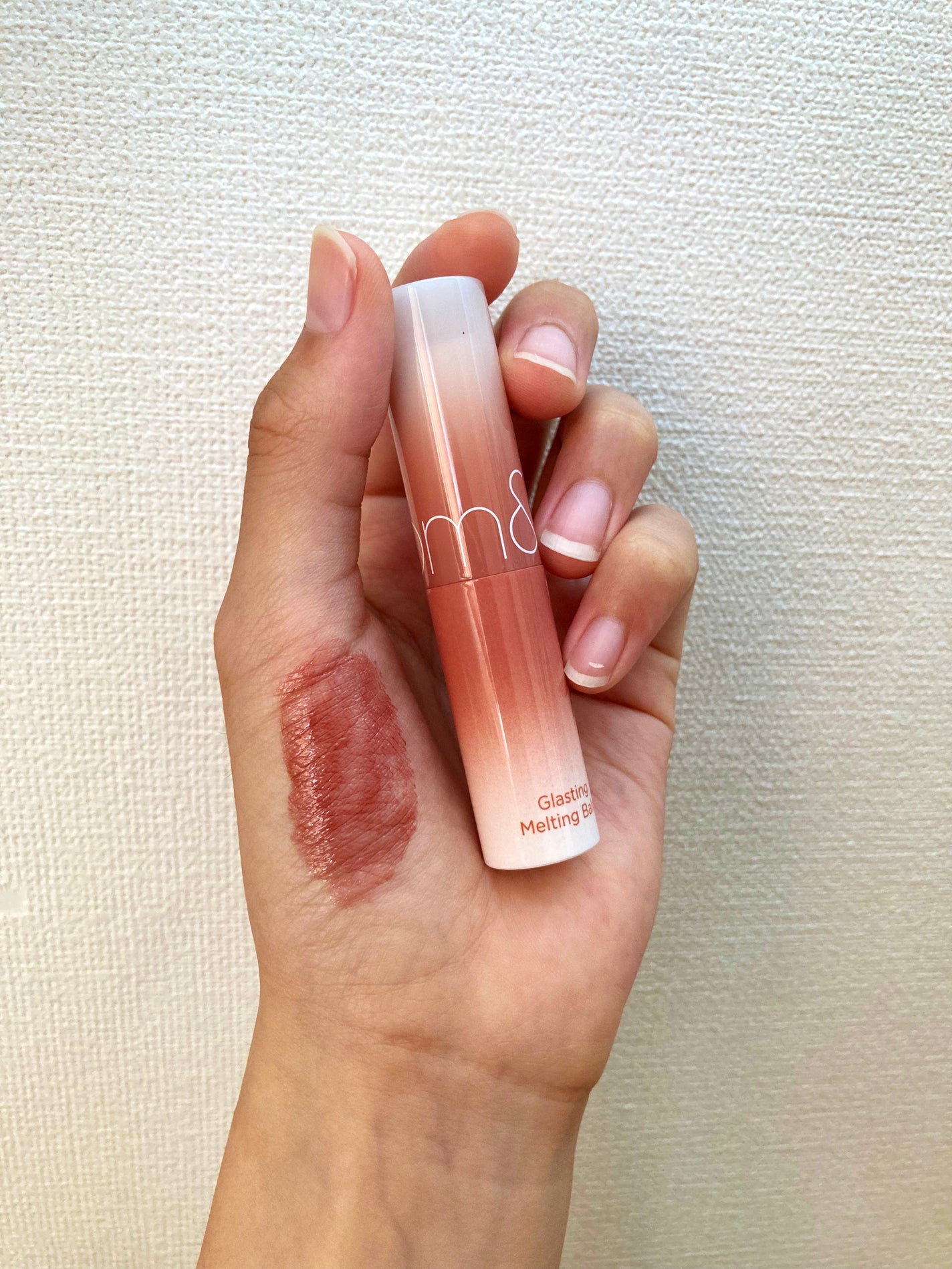 グラスティングメルティングバーム/rom&nd/リップバームを使ったクチコミ(3枚目)