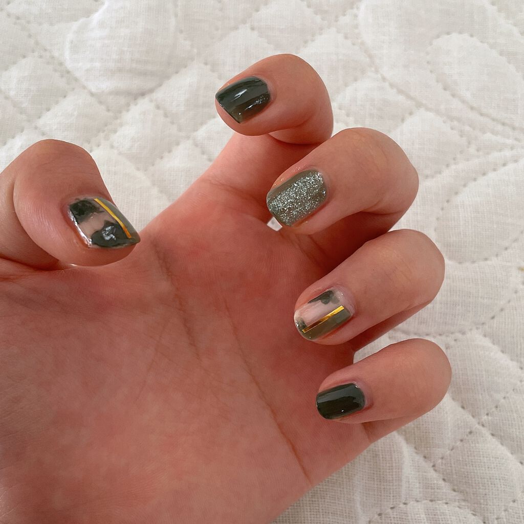 カラフルネイルズ/キャンメイク/マニキュアを使ったクチコミ（2枚目）