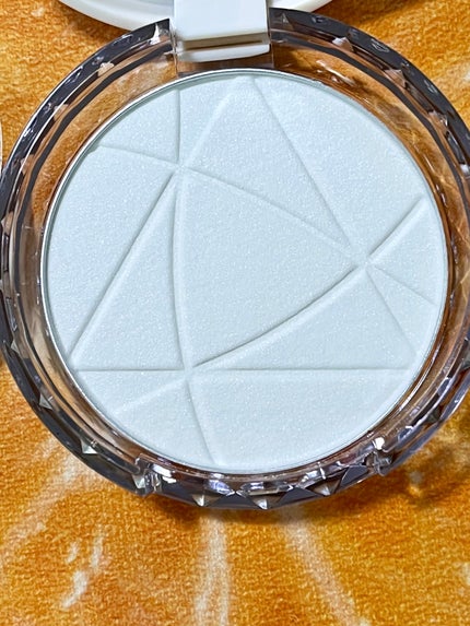 毛穴レスパウダー/CEZANNE/プレストパウダーを使ったクチコミ(4枚目)