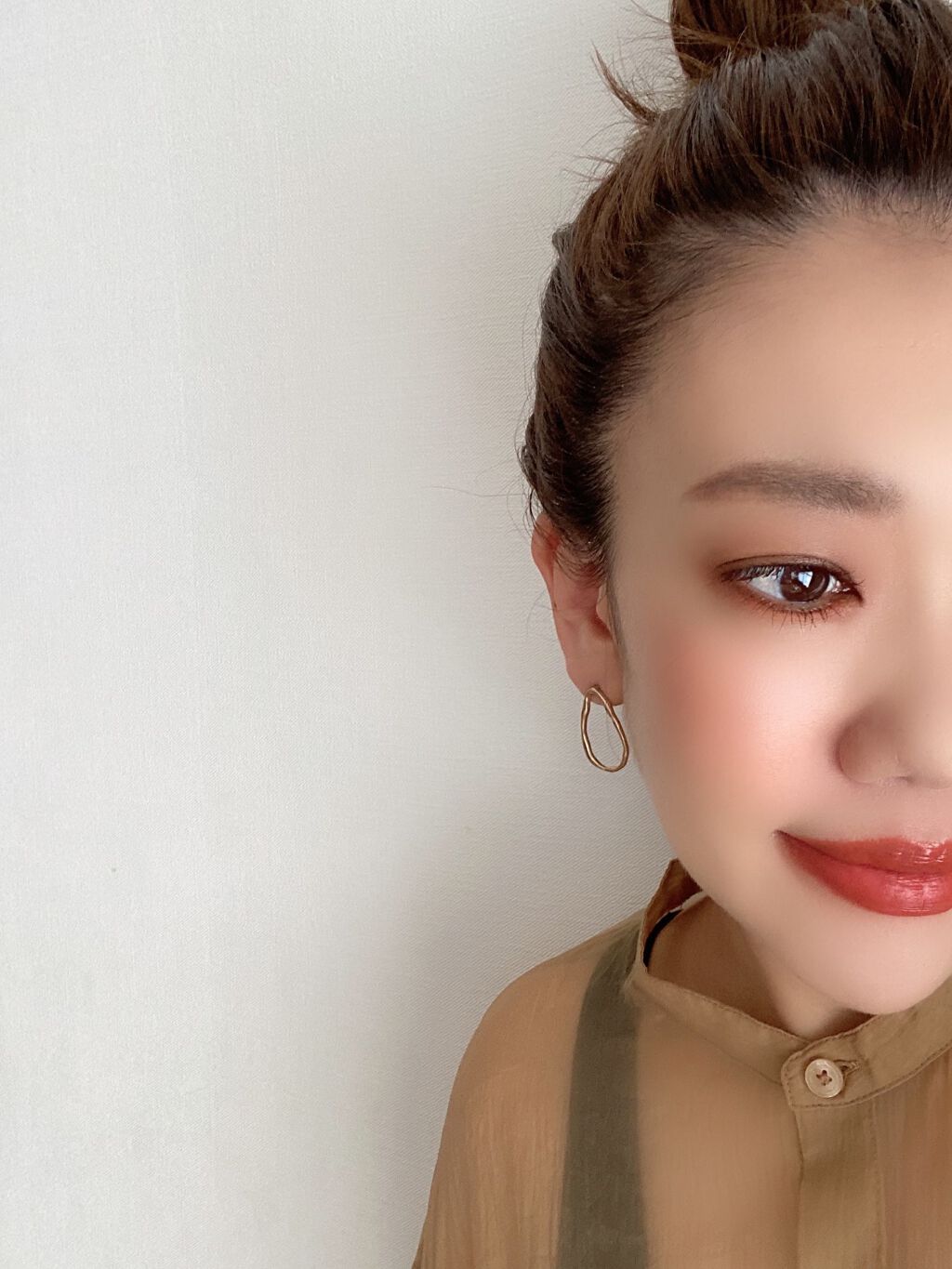 THREE シマリング グロー デュオ/THREE/クリームハイライトを使ったクチコミ(3枚目)