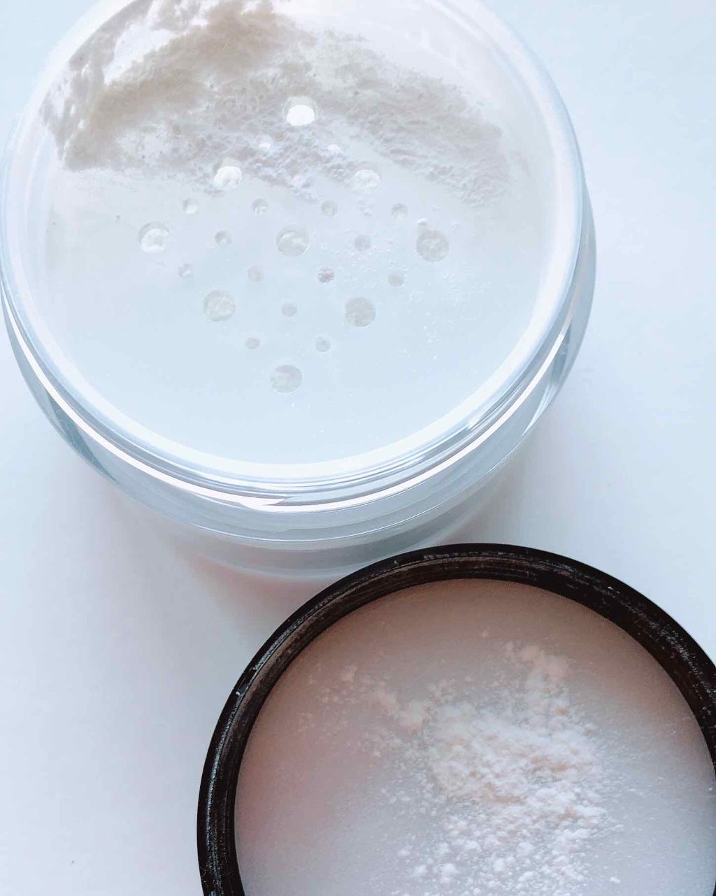 フィニッシングパウダー/チャコット・コスメティクス/ルースパウダーを使ったクチコミ（2枚目）