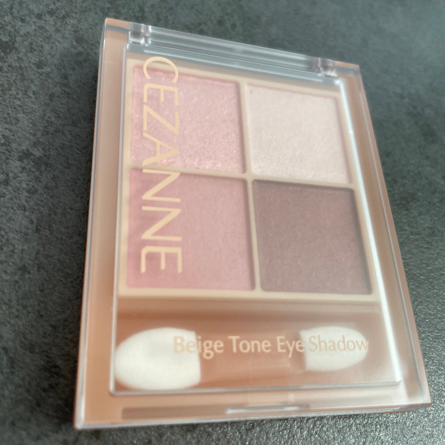 ベージュトーンアイシャドウ/CEZANNE/アイシャドウパレットを使ったクチコミ(3枚目)