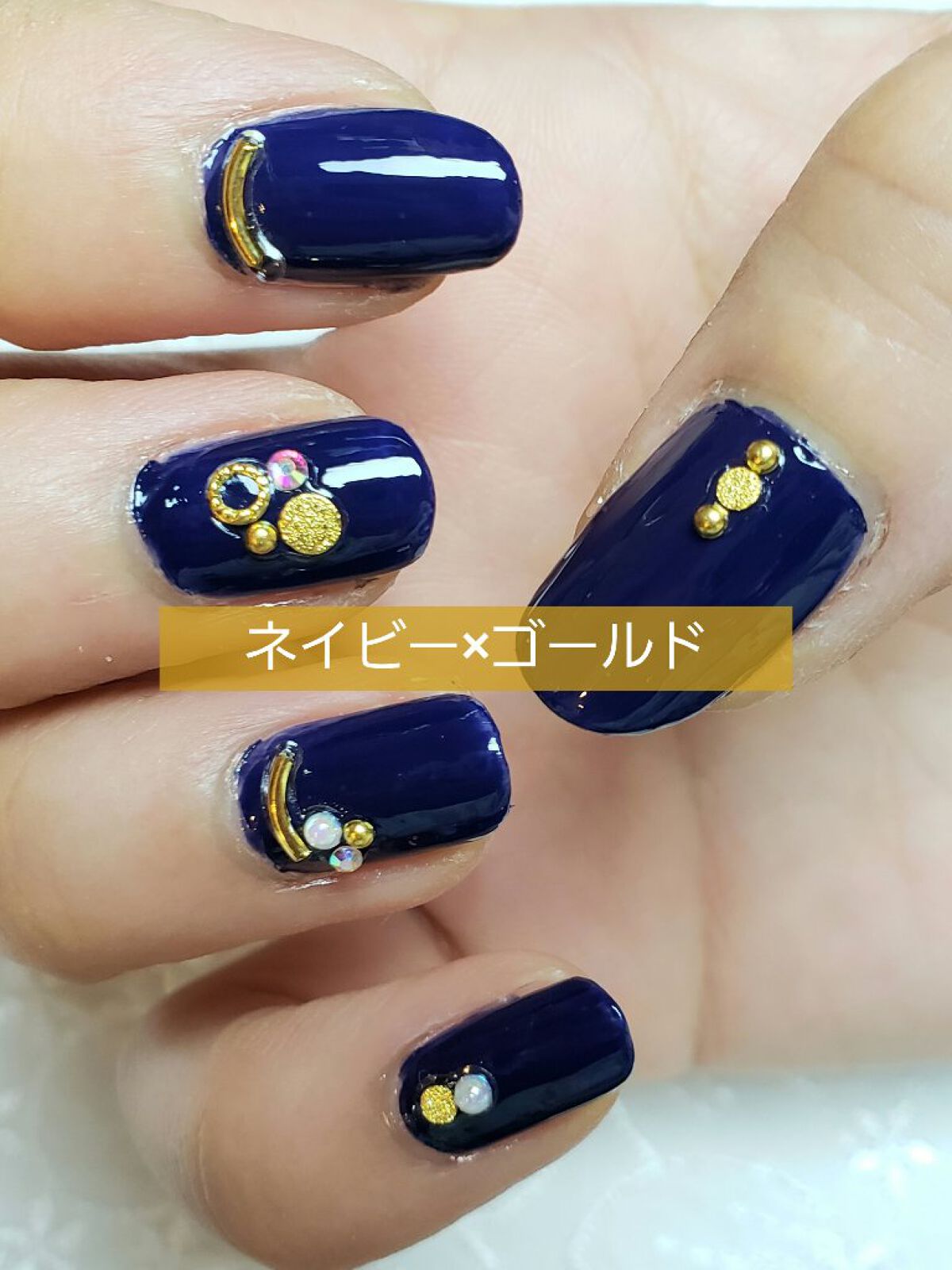 土木系おねいさん on LIPS 「今日のネイル~🎶せっかく休みなので、平日はできない色をチョイス..」(1枚目)