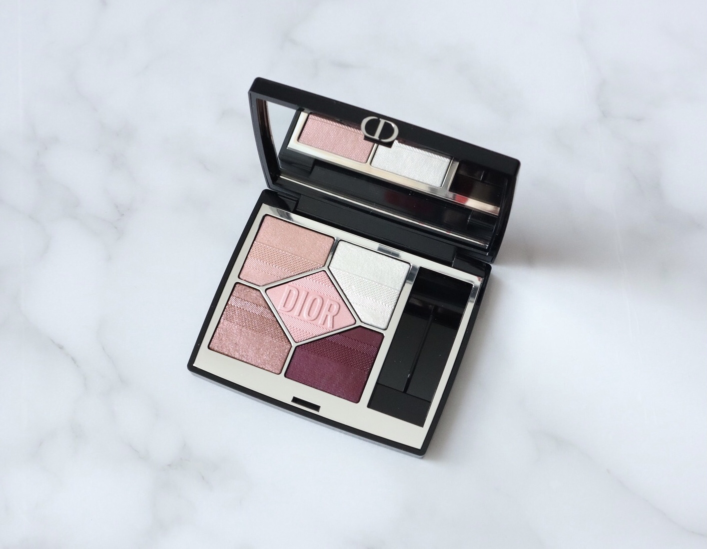 【旧】ディオールショウ サンク クルール（プラン ドゥ パリ コレクション限定品）/Dior/アイシャドウを使ったクチコミ（2枚目）