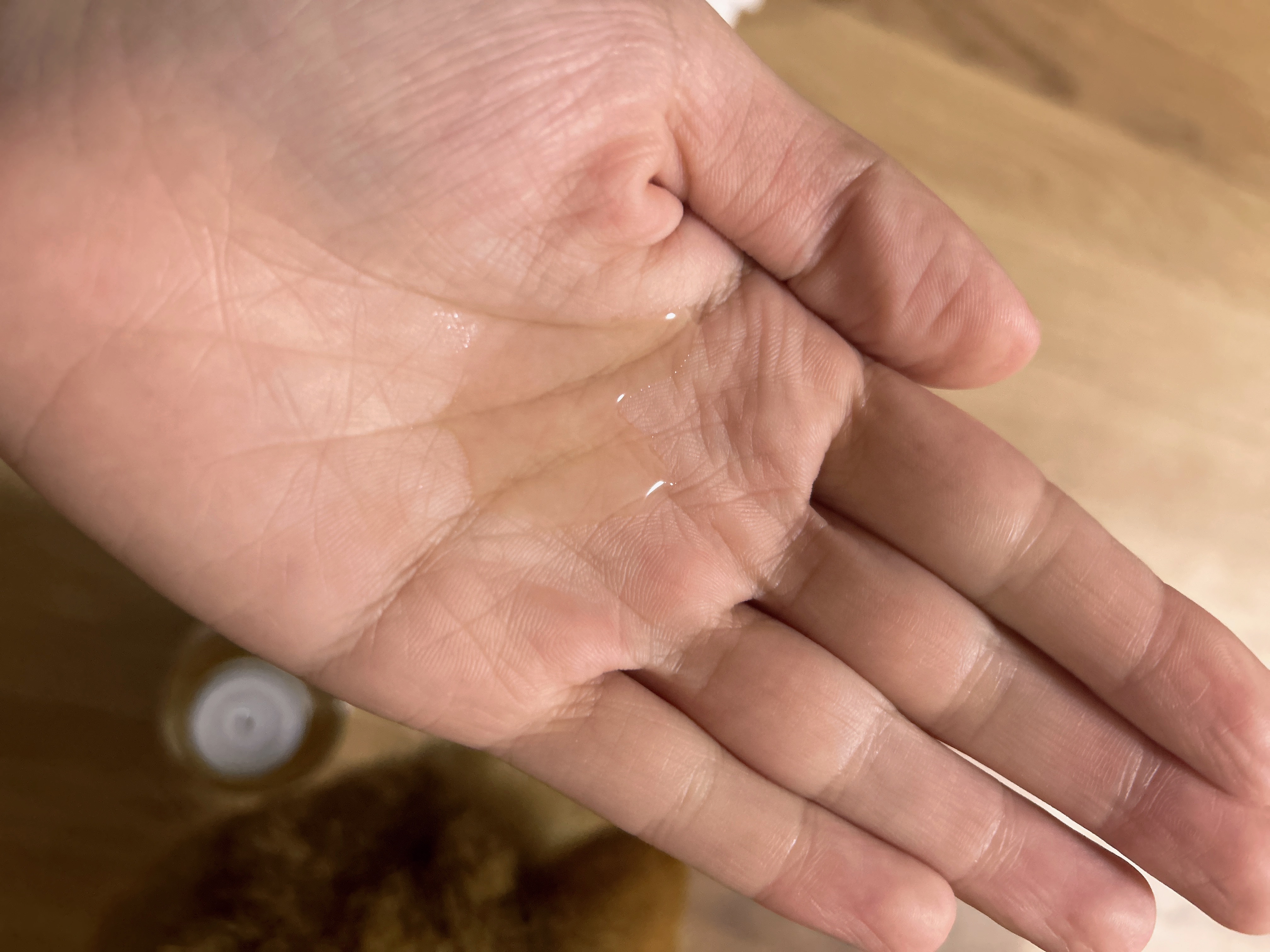 TIRTIR(ティルティル) ホホバオイルのクチコミ「TIRTIRのホホバオイルを買いました！

しっとり肌もちもち

100％　ホホバ種　オーガニ.....」（3枚目）